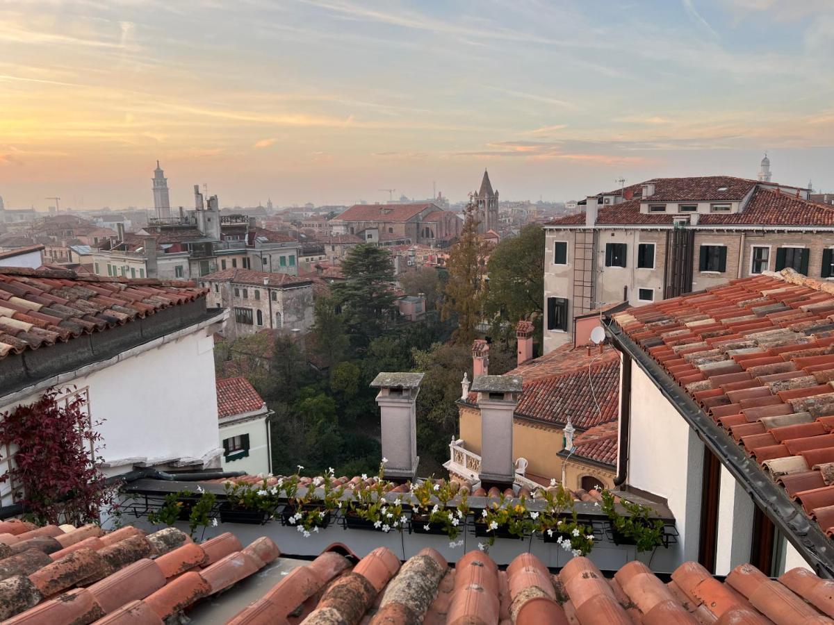 Attico Canal Grande A Palazzo Contarini Corfu Appartement *