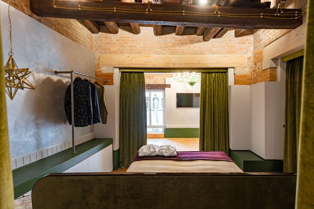 Locanda Leon Bianco On The Grand Canal Gasthof 3*