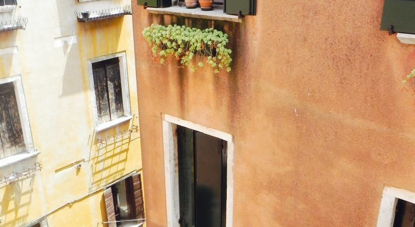 Appartement Apartments-rialto 1 - 2 - 3 Venetië