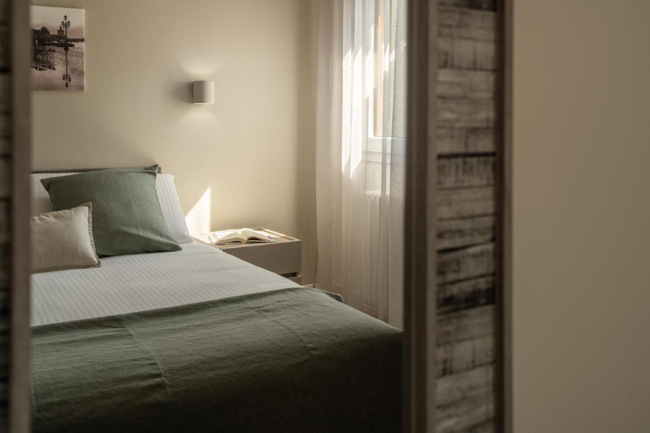 Sant'aponal Cozy With Balcony R&r Venedig
