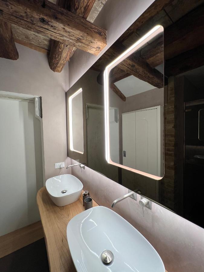Luxury - Private Jacuzzi And Design