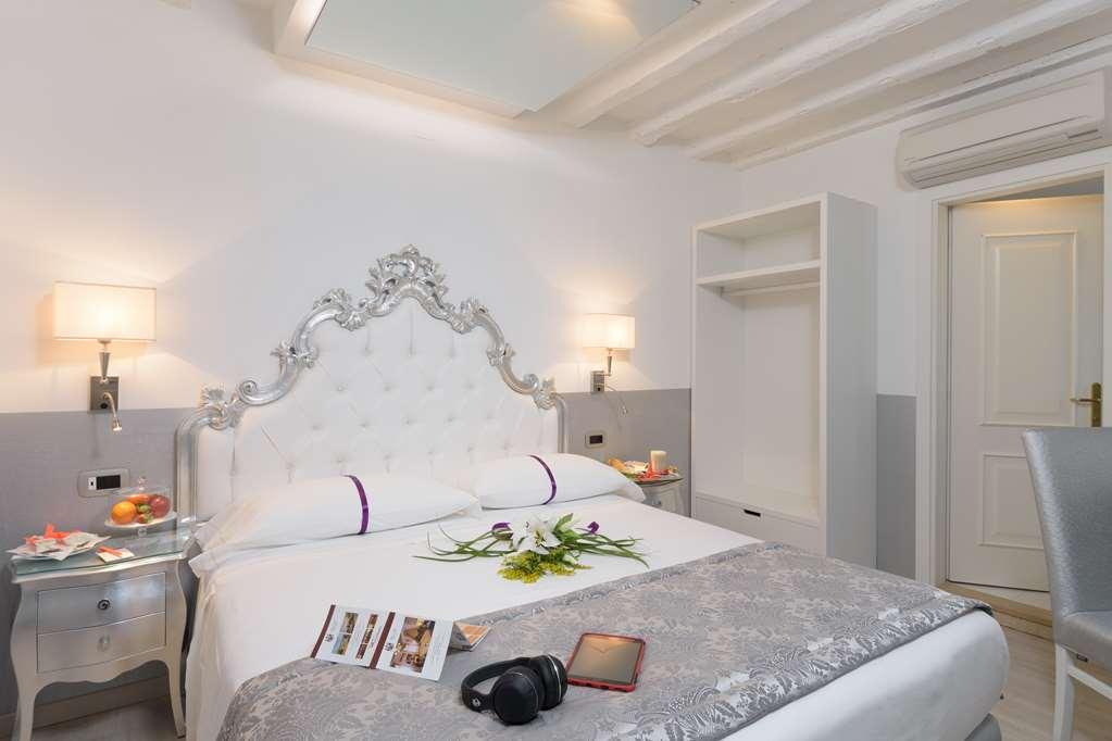 Hotel Unahotels Ala Venise