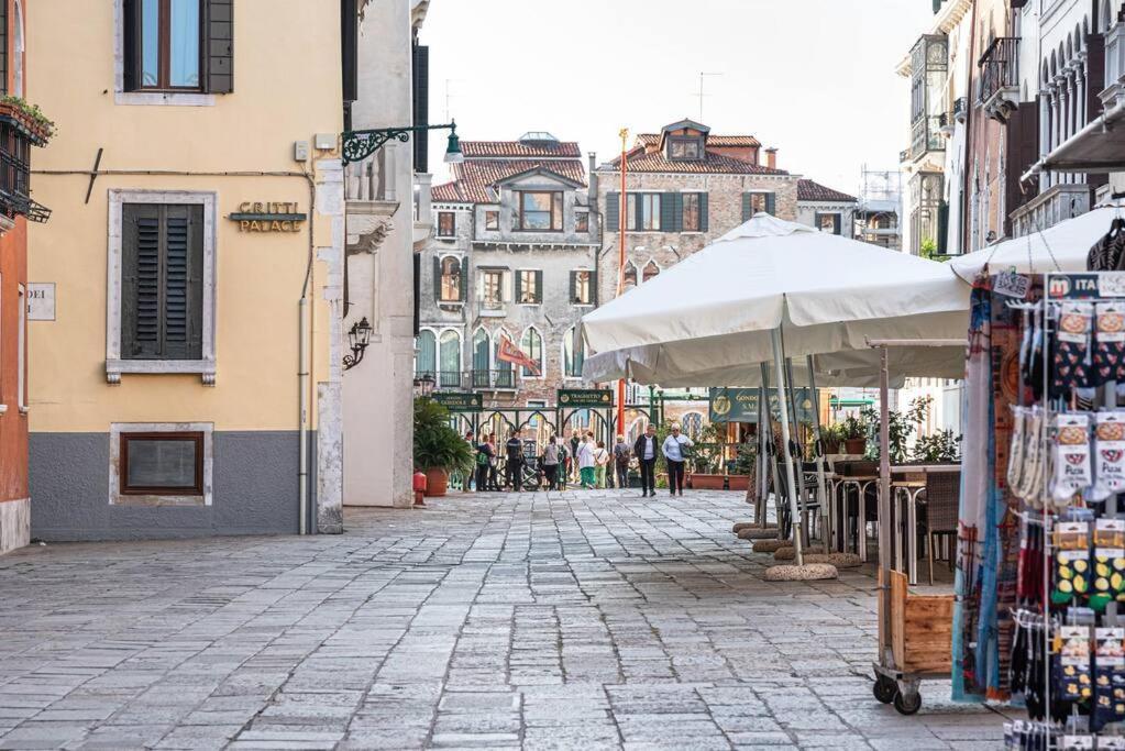 Apt With Amazing View - San Marco Apartment