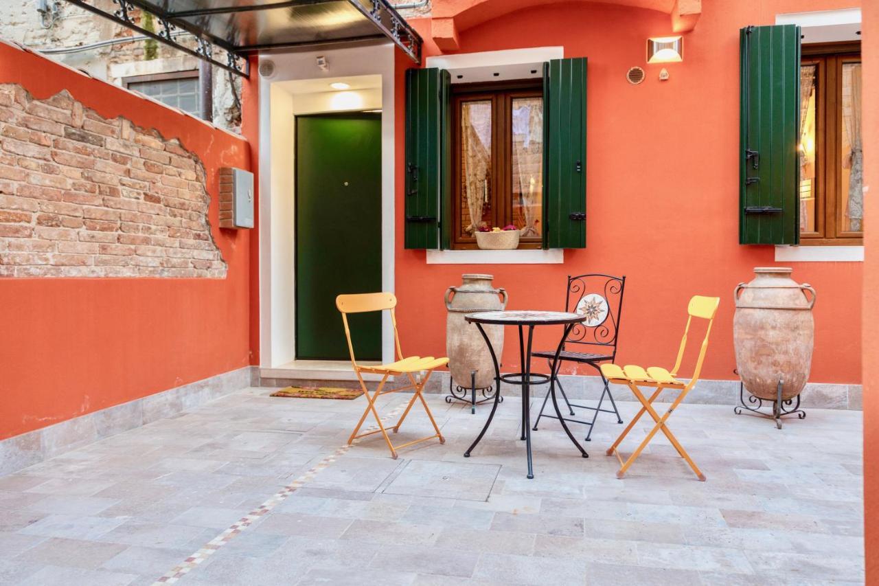 Appartement Downtown With Private Garden *
