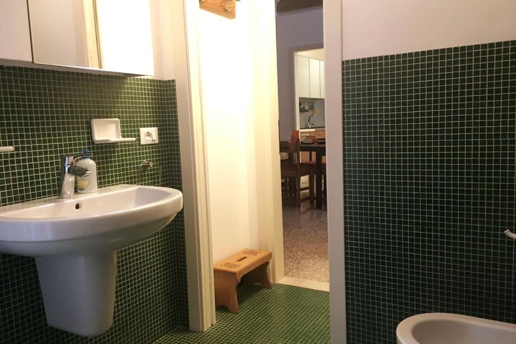 Con Terrazza Ed Accogliente Appartement Venise
