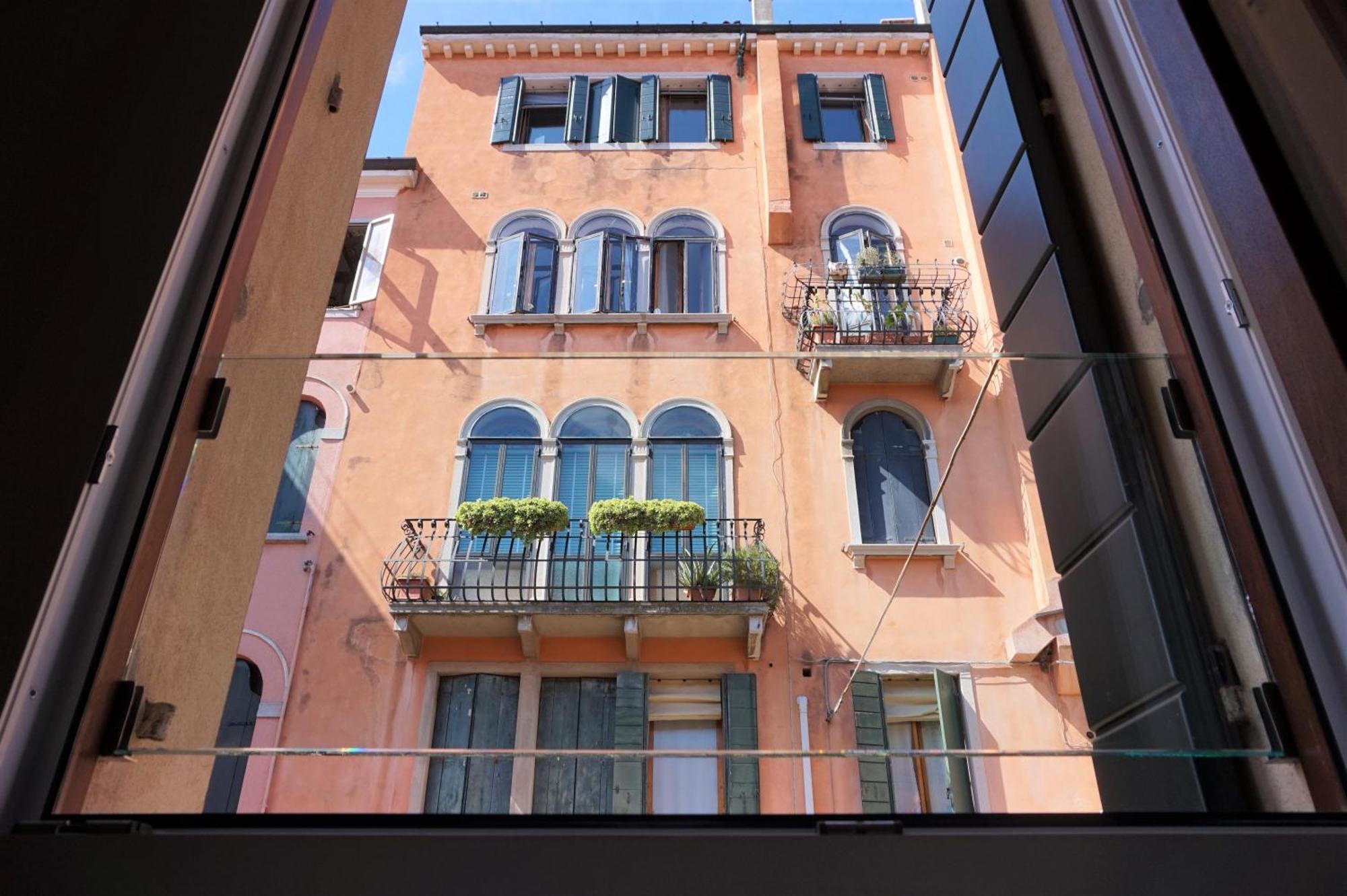 Appartement Sara S Luxury Five Minutes From Piazza San Marco