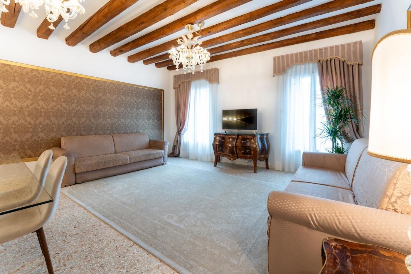 San Teodoro Palace - Luxury Apartment