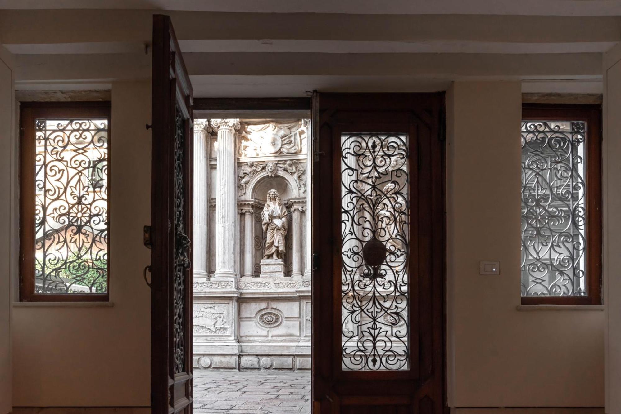 Apt With Amazing View - San Marco Venetië
