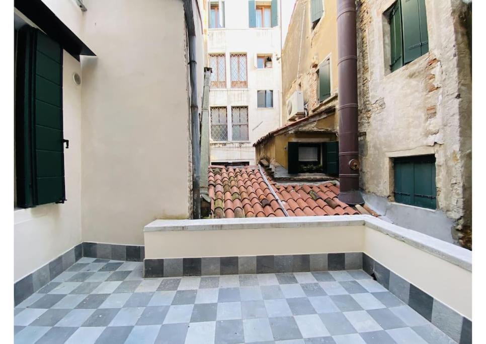 Appartement Sweet Time Venice, Luxury San Marco Frezzaria Apt!