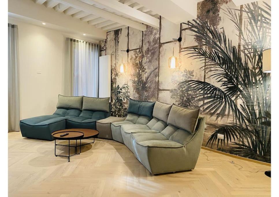 Appartement Sweet Time Venice, Luxury San Marco Frezzaria Apt!