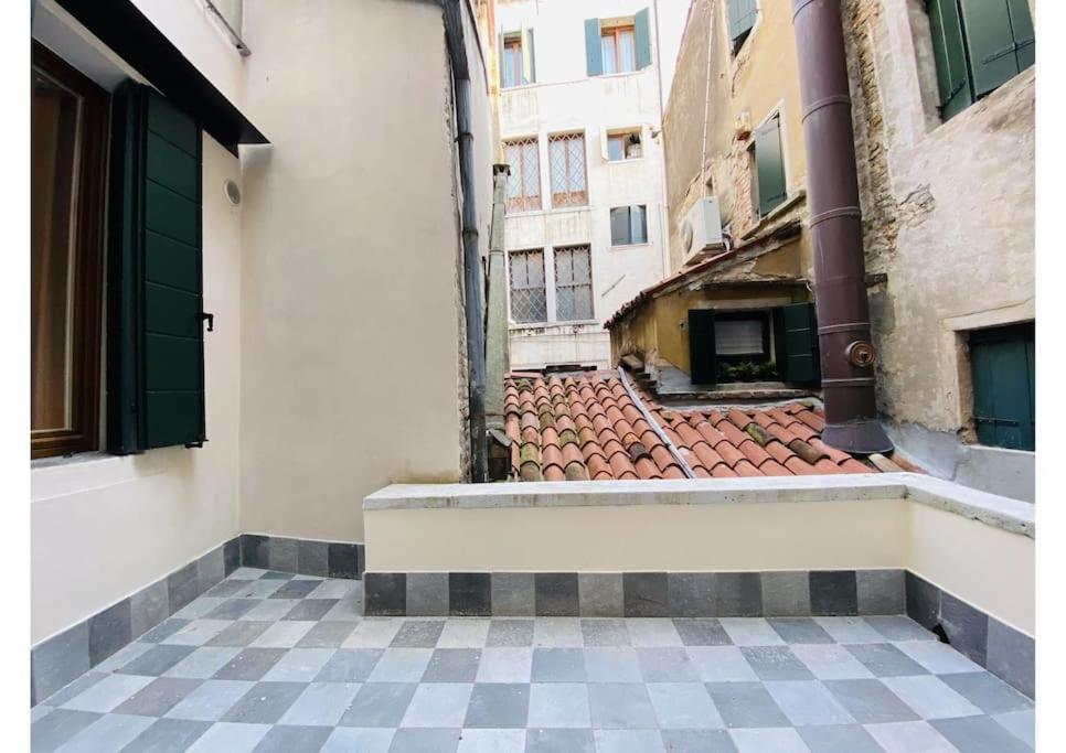 Sweet Time Venice, Luxury San Marco Frezzaria Apt! Appartement