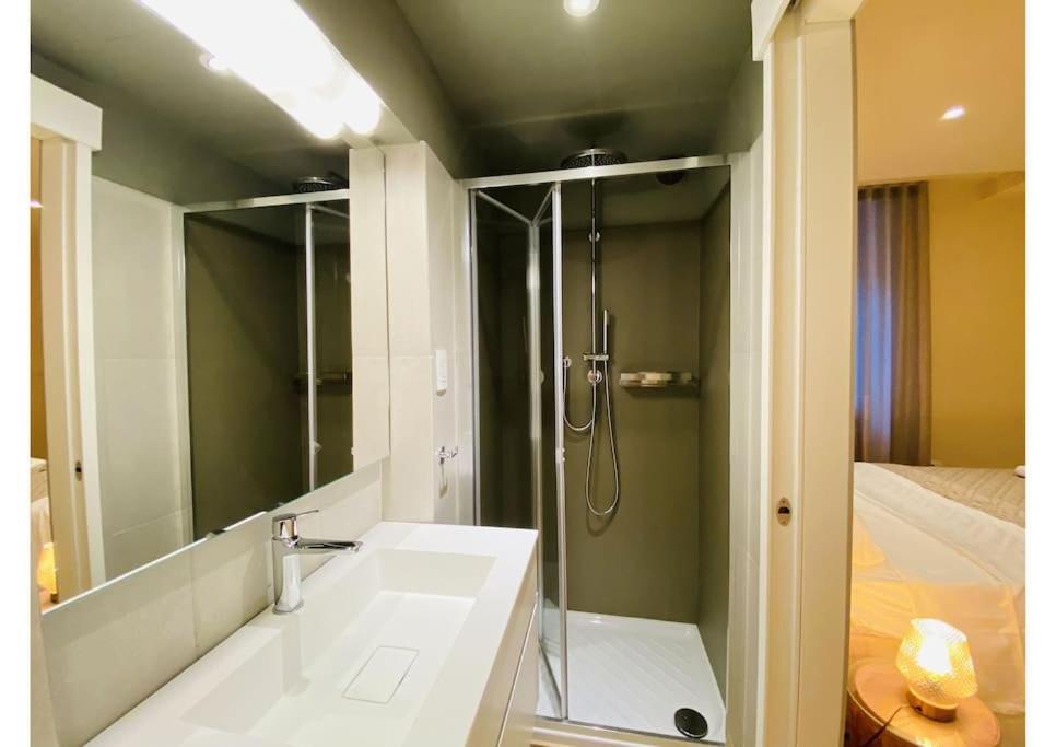 Sweet Time Venice, Luxury San Marco Frezzaria Apt! Appartement
