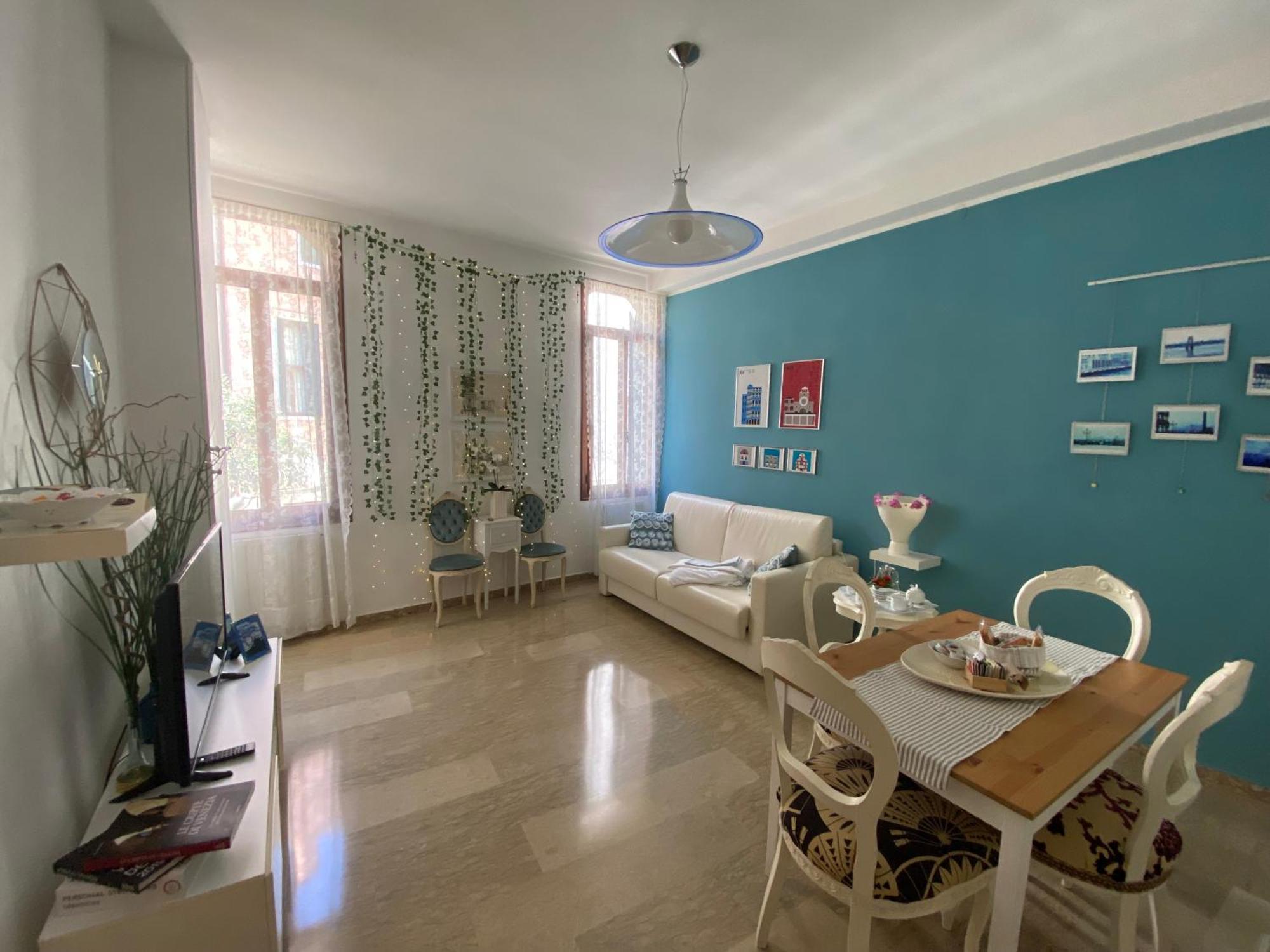 Quiet And Comfort In The Heart Of Appartamento Venezia