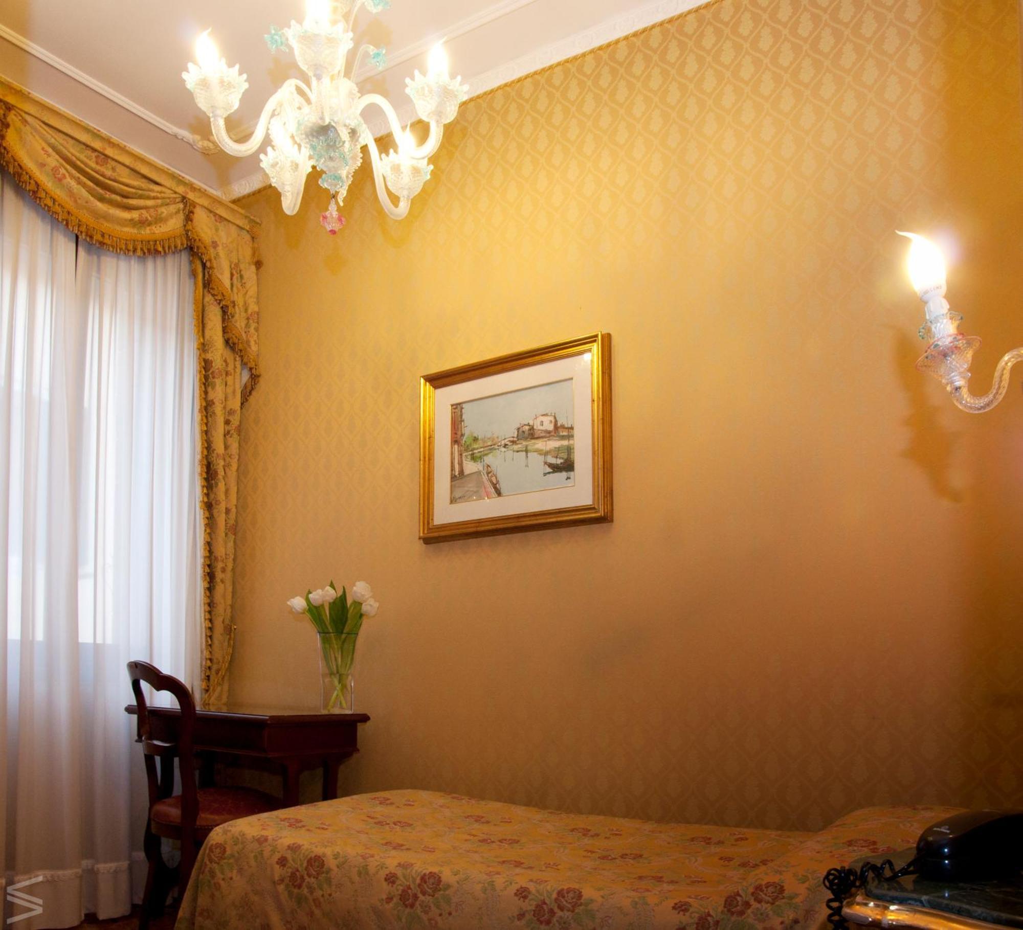 Hotel Residenza D'epoca San Cassiano 4*