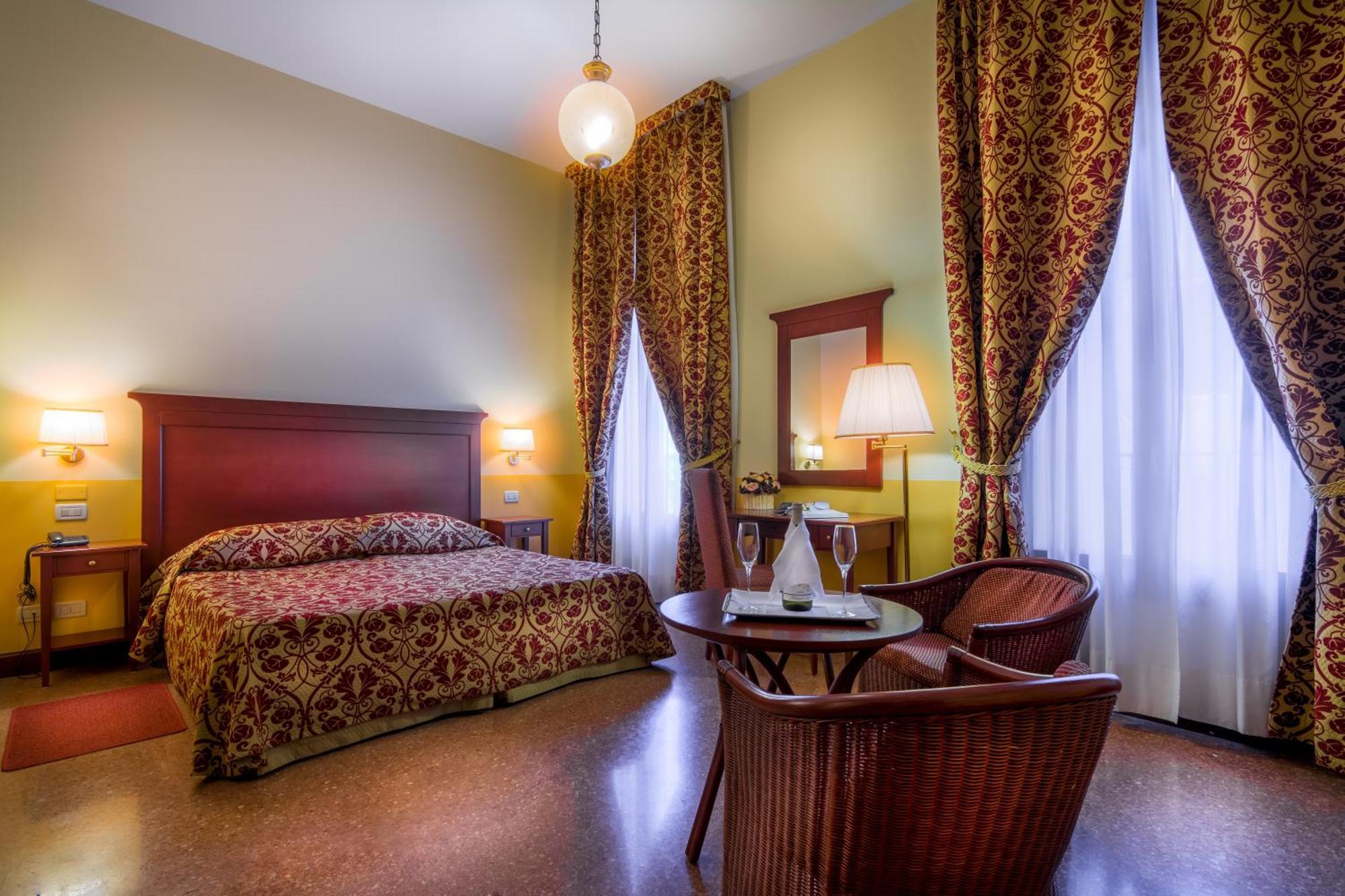 Hotel Palazzo Marcello Al Sole 3*