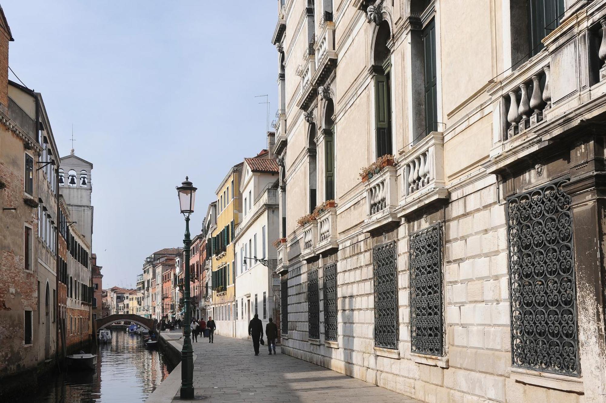 Ca Lezze Bell'appartamento Nel Cuore Di Venetië
