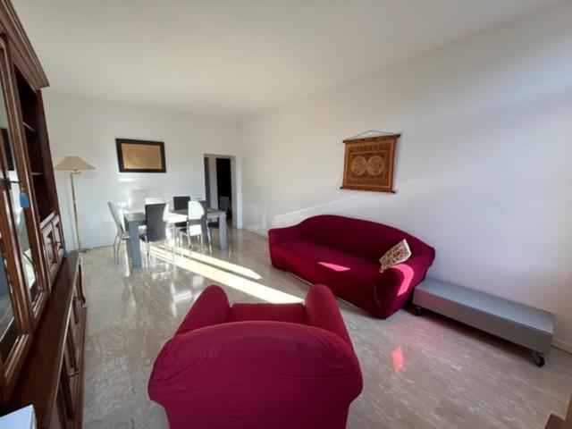 Homes & Holidays Appartamento *