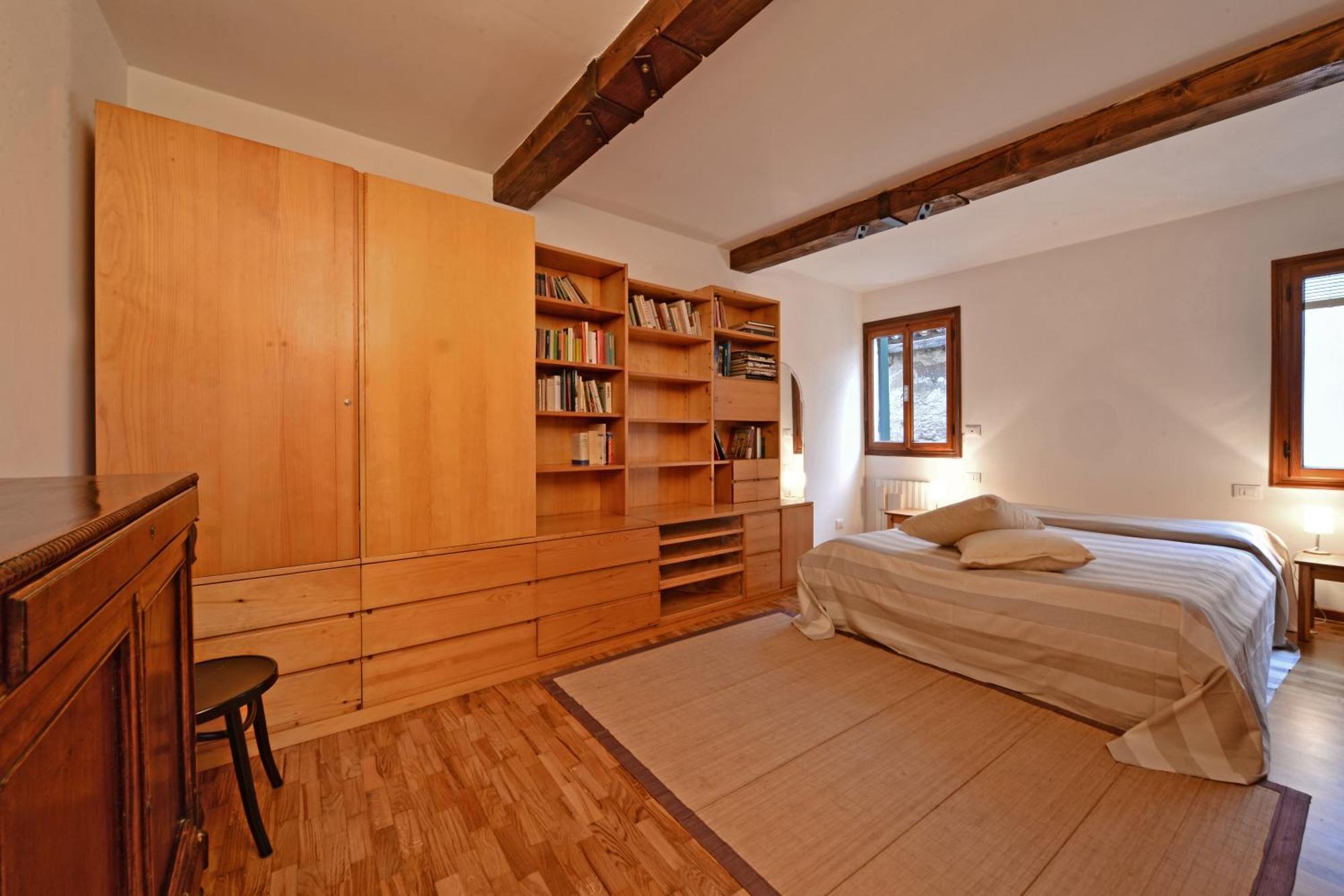 Appartamento Homes & Holidays *