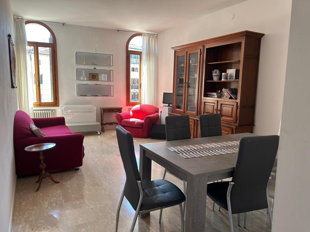 Appartamento Homes & Holidays