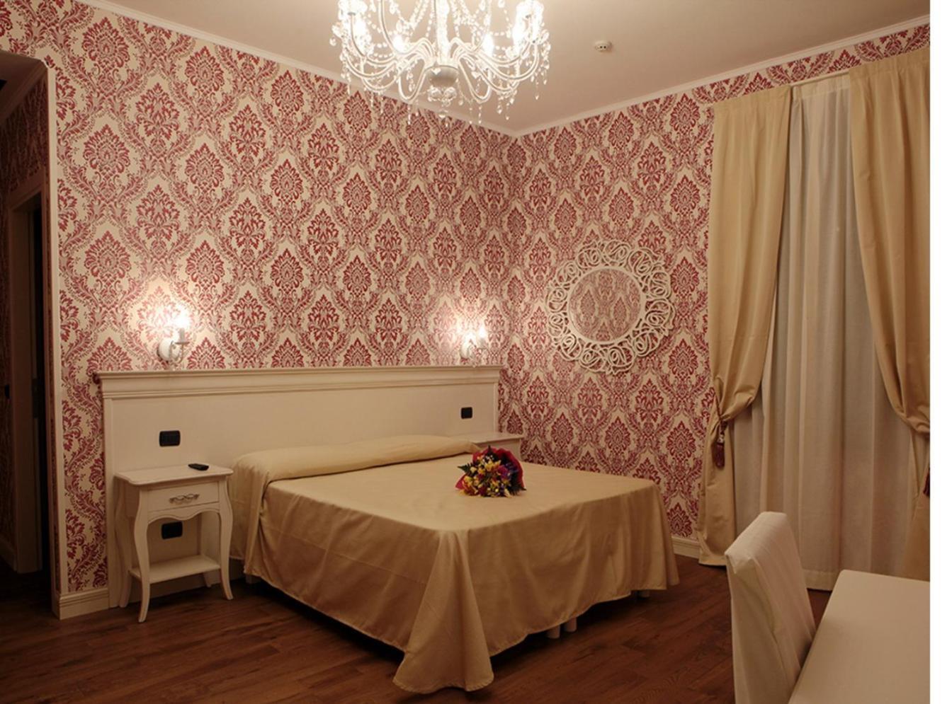 Charming Palace Santa Fosca Affittacamere 3*