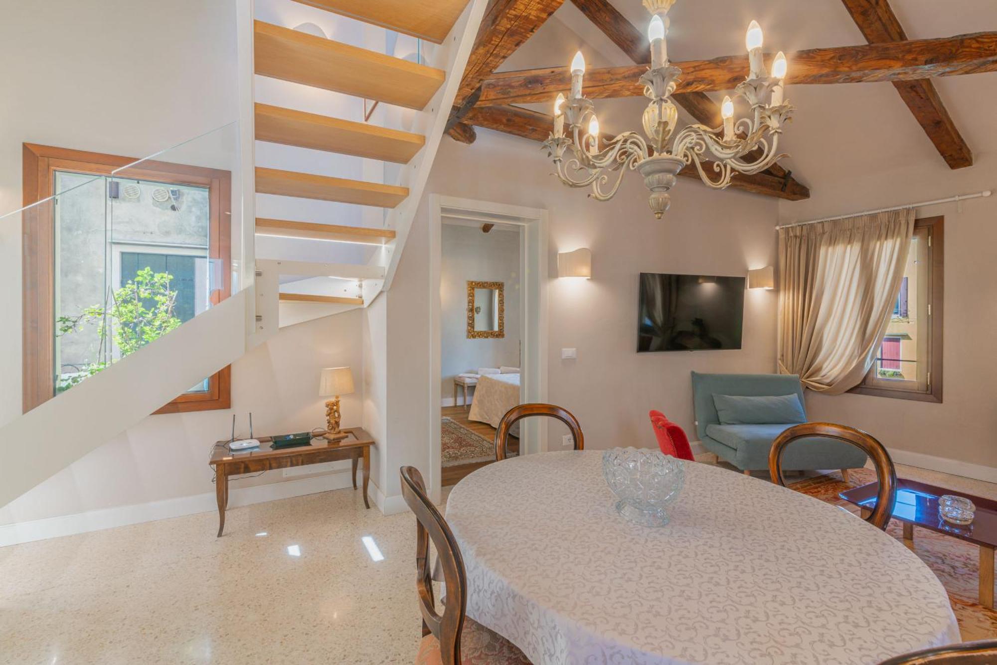 Casa Virginia Direct At The Canal Cannaregio With Own Roof Terrace *