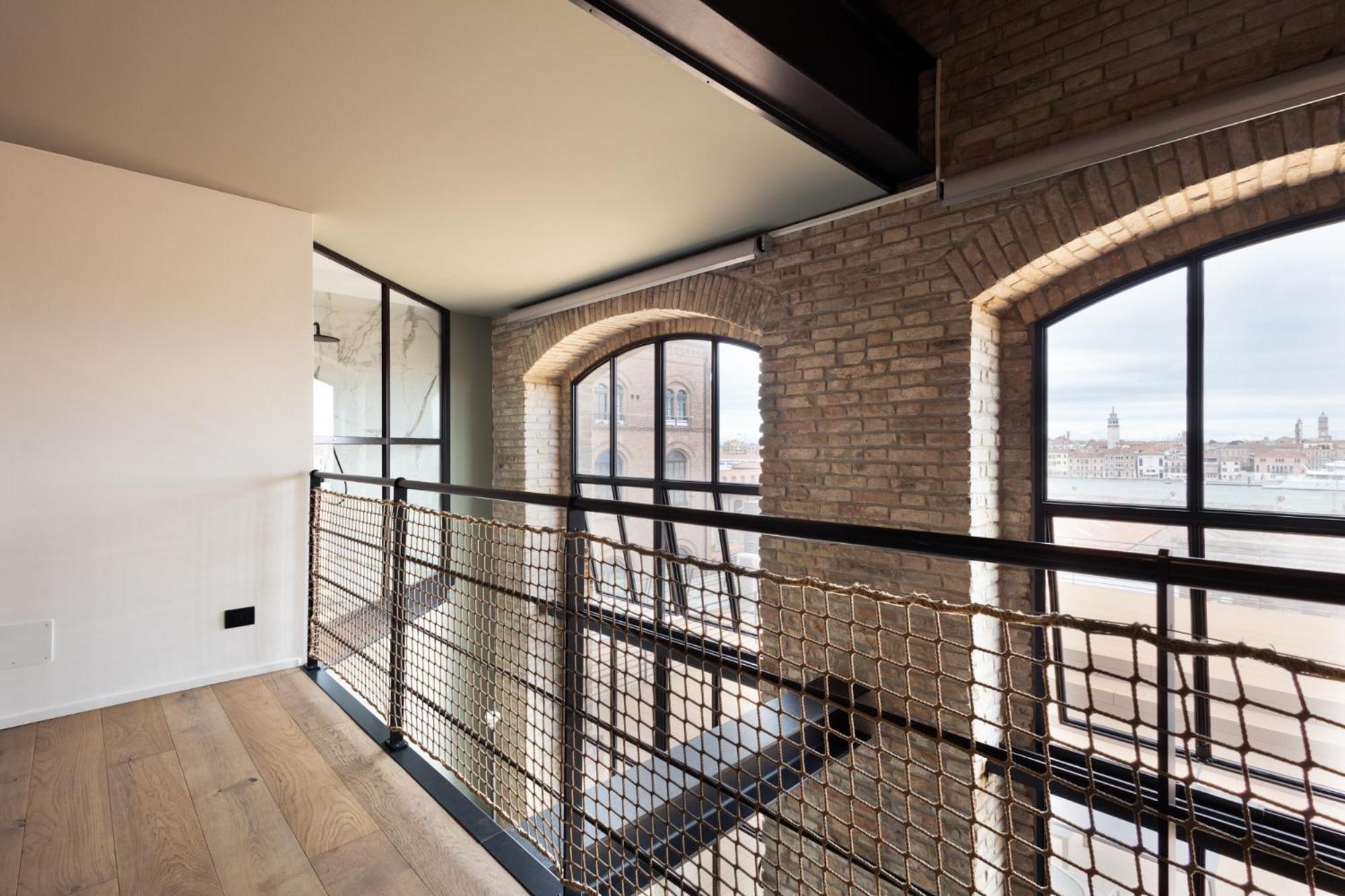 Penthouse - Loft With Canal View