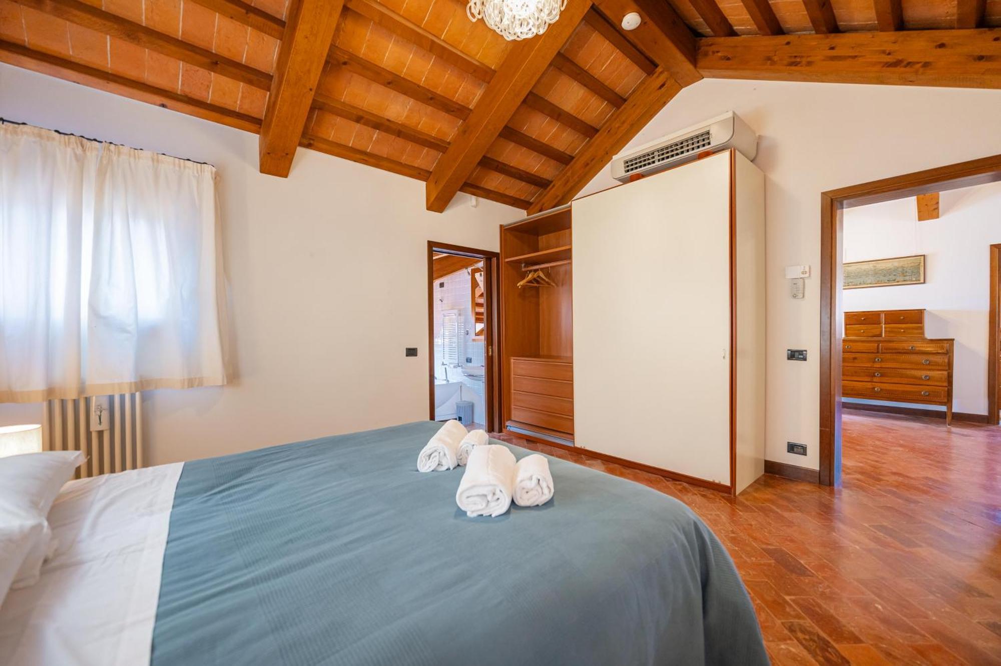 Luxury Penthouse With Terrace Appartement *