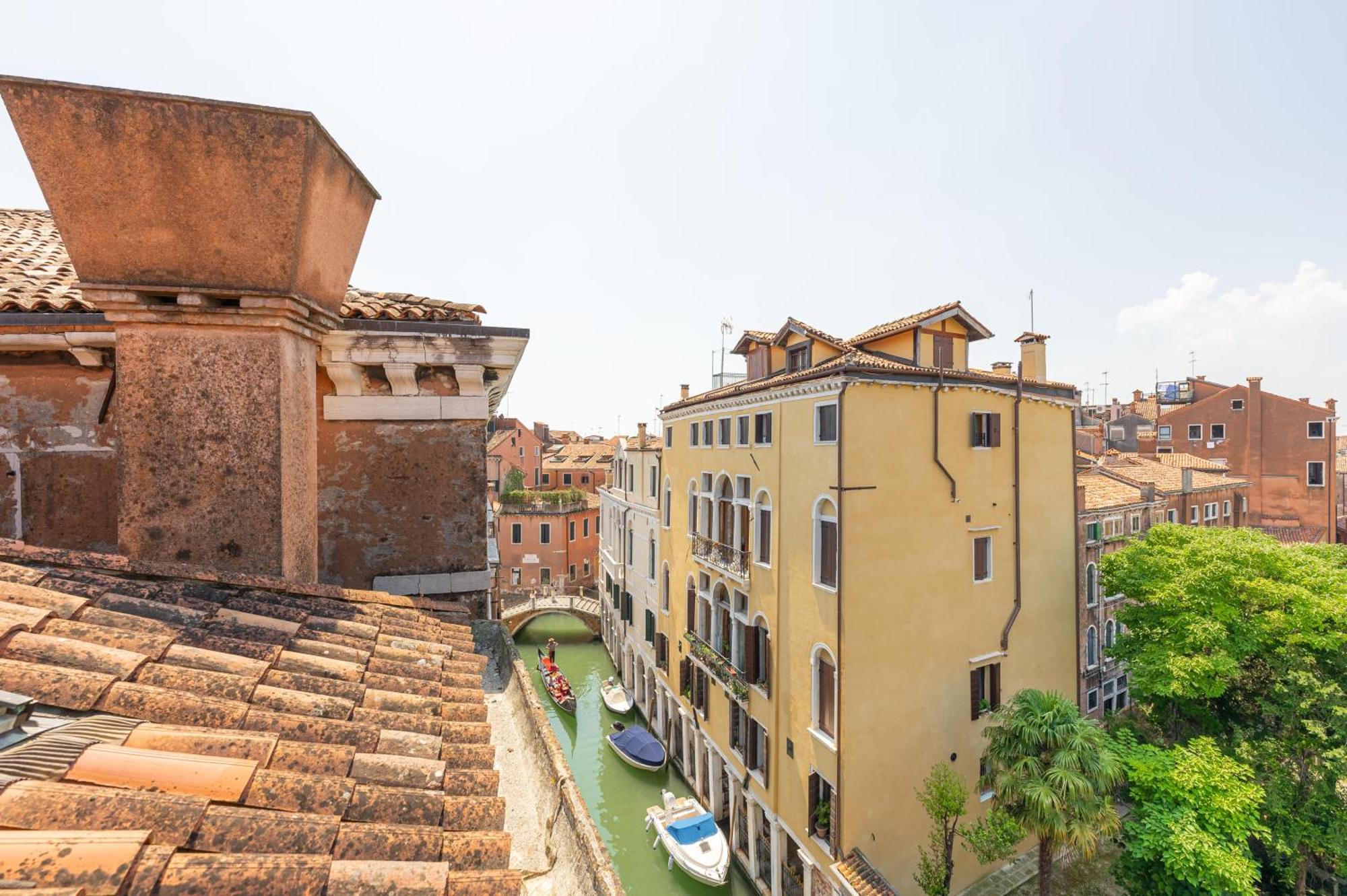 Luxury Penthouse With Terrace Venise