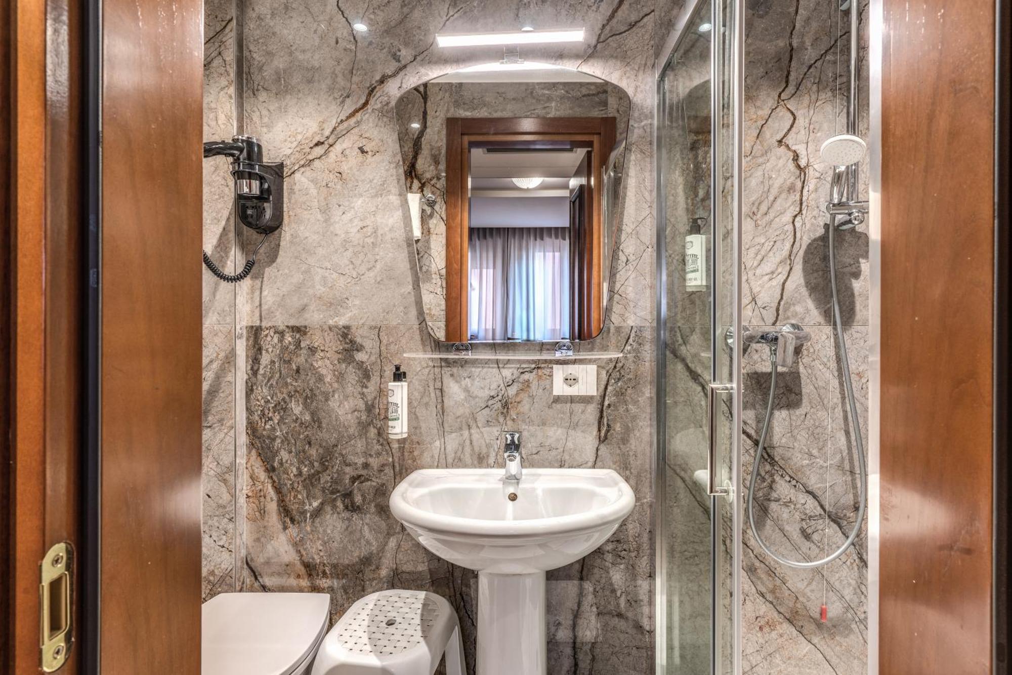 Belle Arti 3*