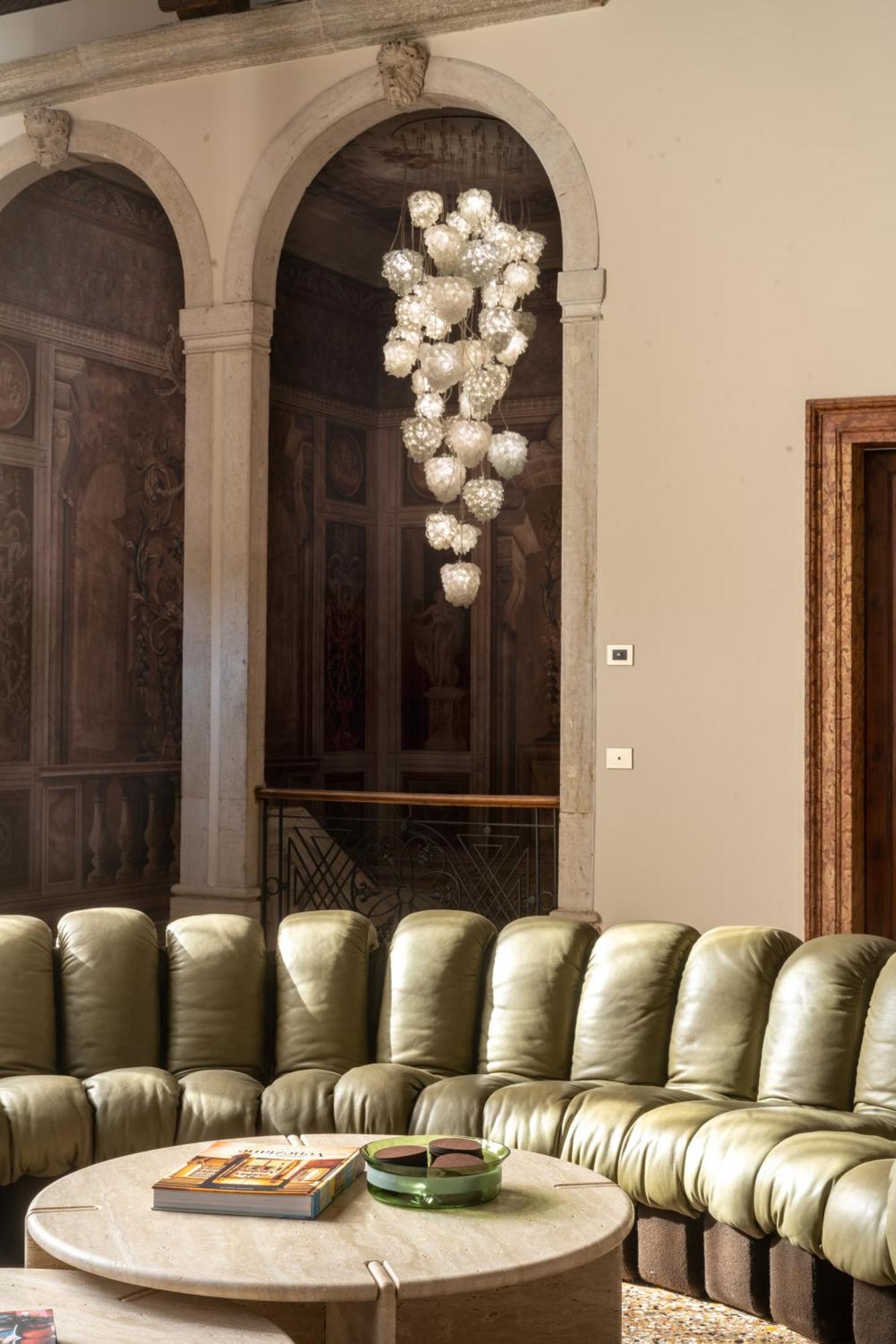 Noble Floor Art R&r * Venise