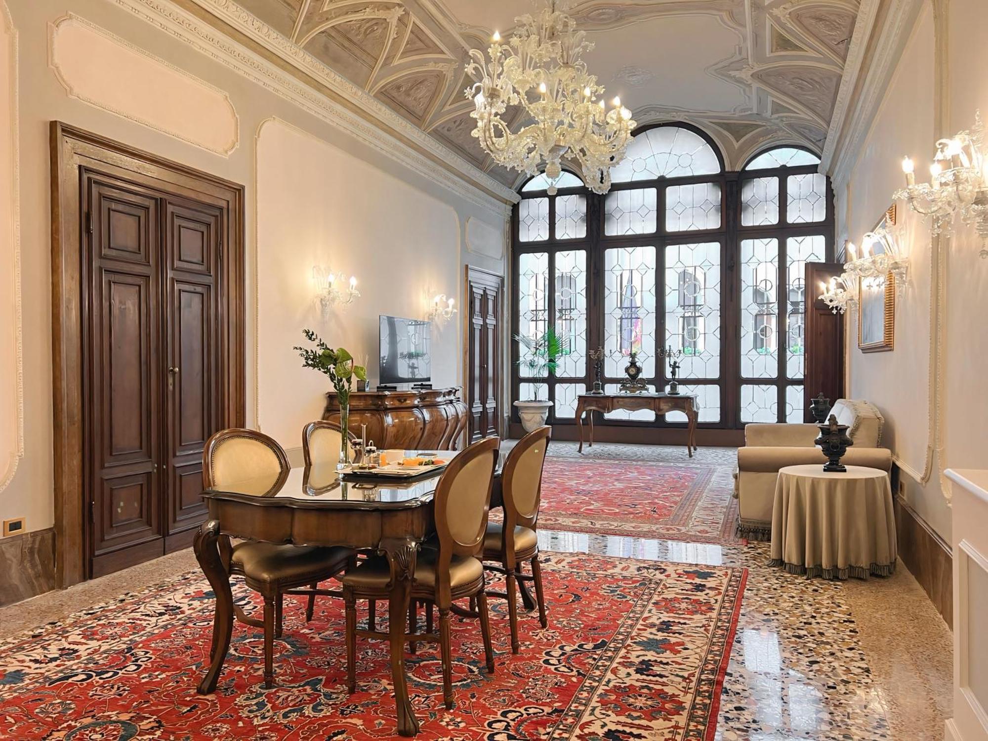 Ai Cavalieri Di Hotel