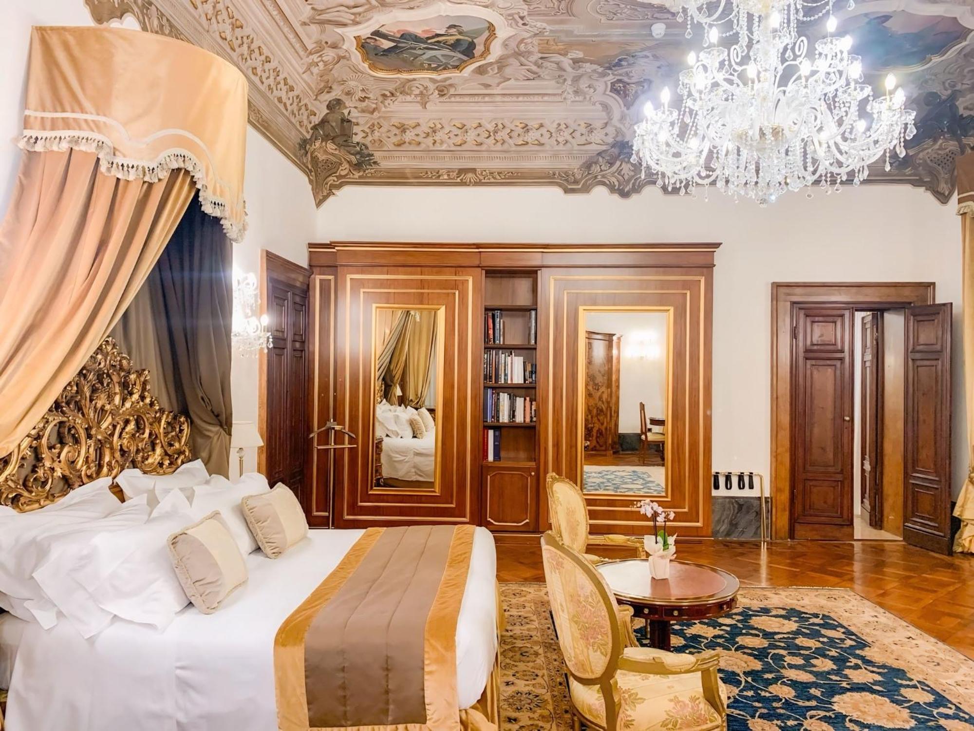 Hotel Ai Cavalieri Di 4*