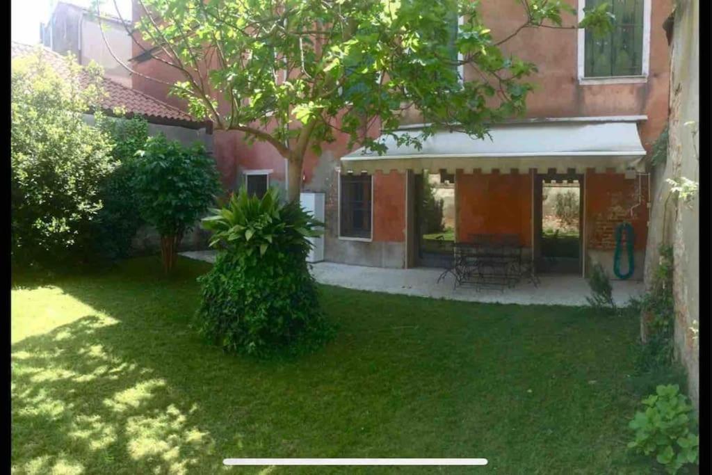 Raphael's Garden House Appartement