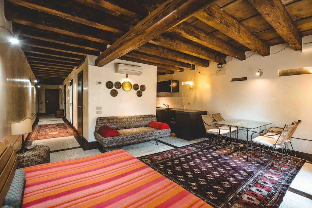 Raphael's Garden House Venise