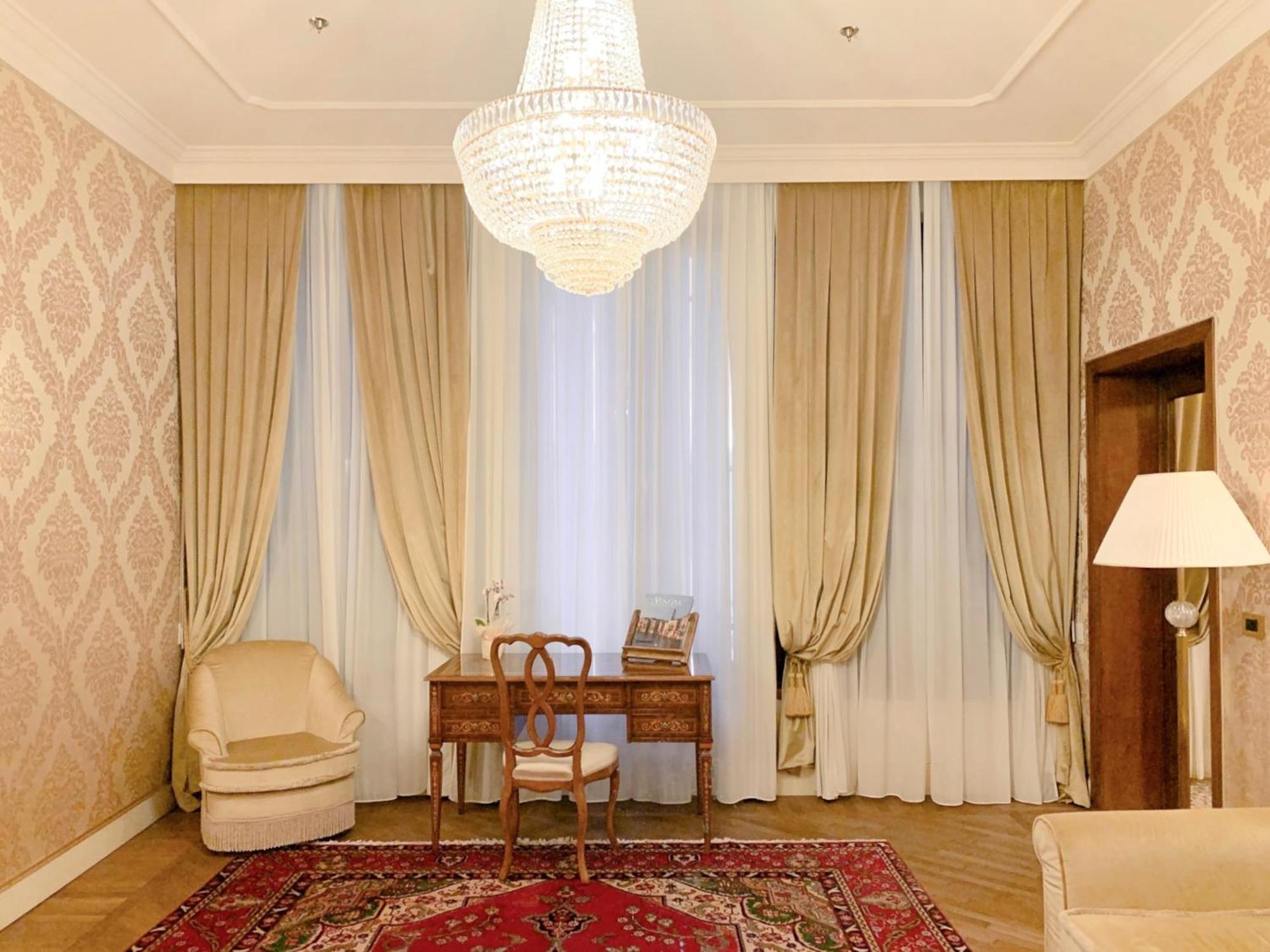Ai Cavalieri Di 4*