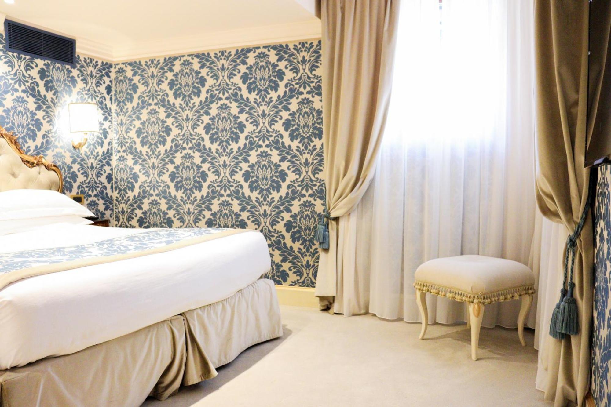 Ai Cavalieri Di Hotel 4*