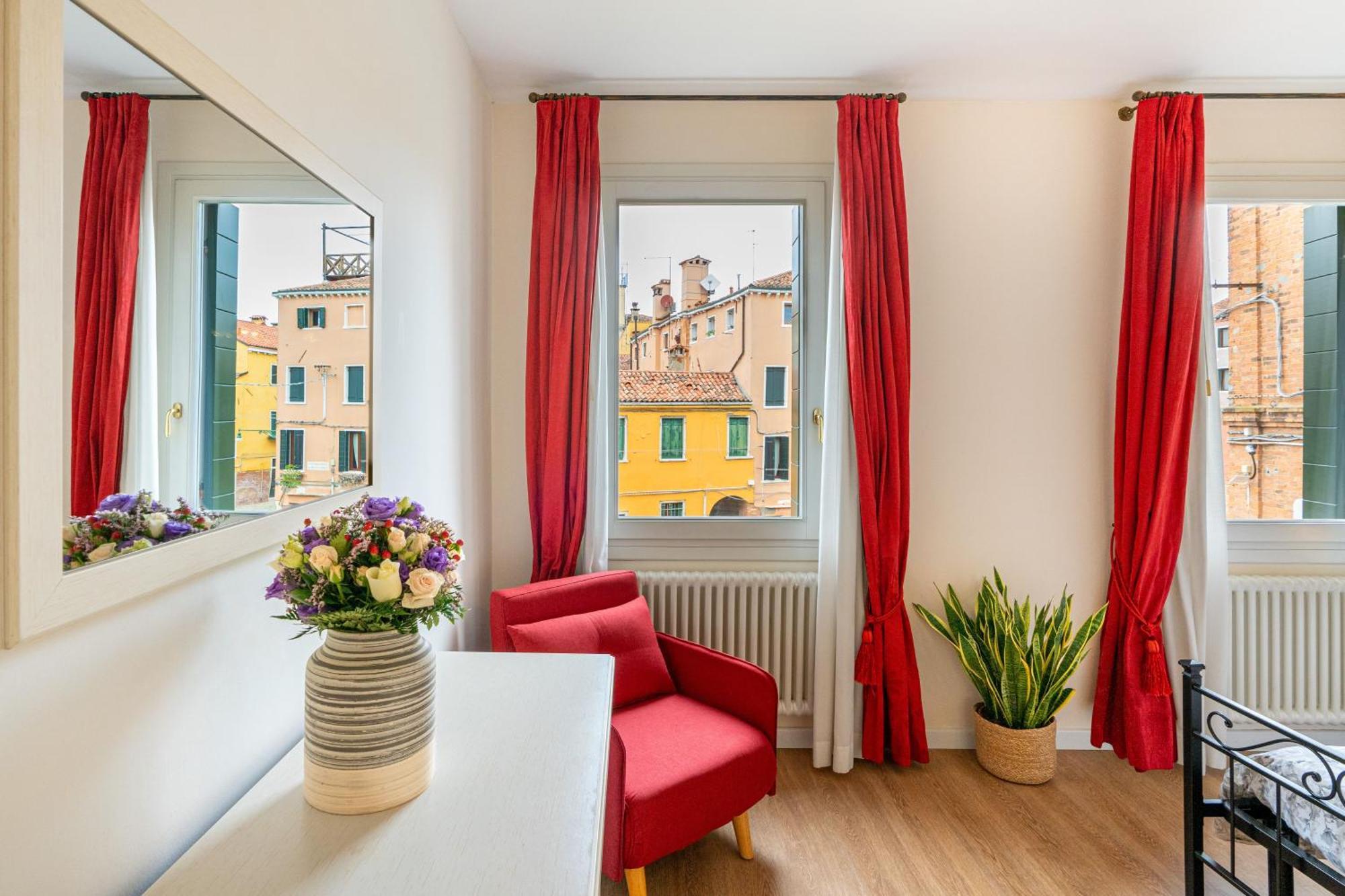 Appartement Vista Canale, 4 Ospiti, 2 E 2 Bagni *
