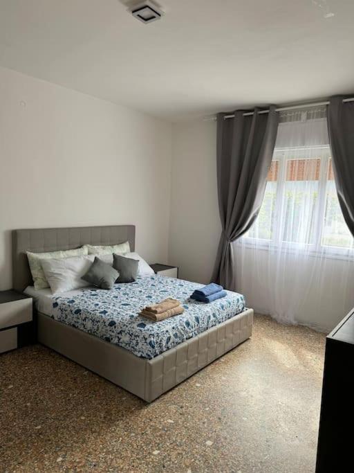 Grey * Venise