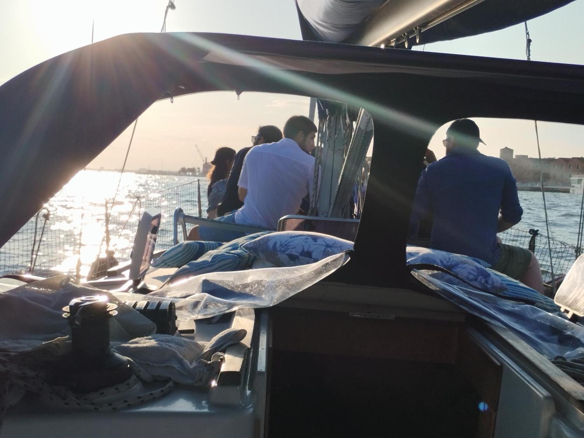 Biennale Luxury Sail Boat Botel Venezia
