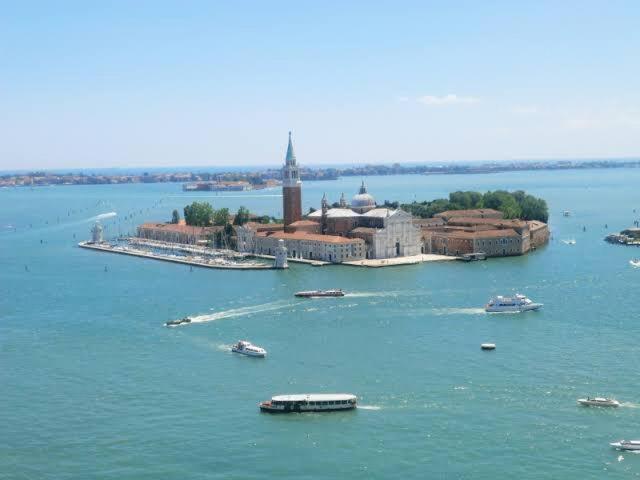 La Corticella Biennale Appartamento *