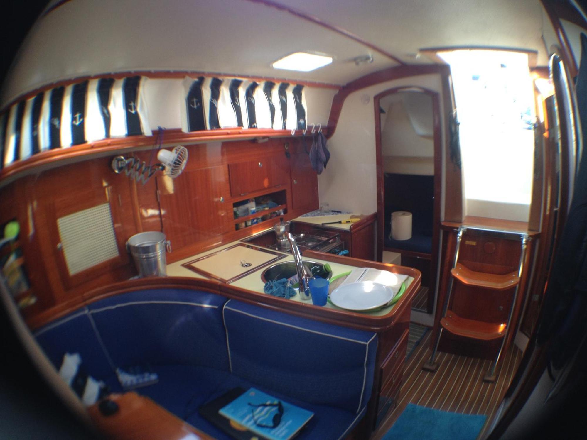 Biennale Luxury Sail Boat Venezia