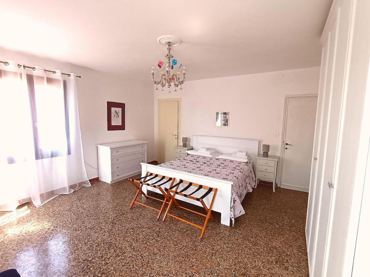Spacious With 3 Bedrooms Appartement *