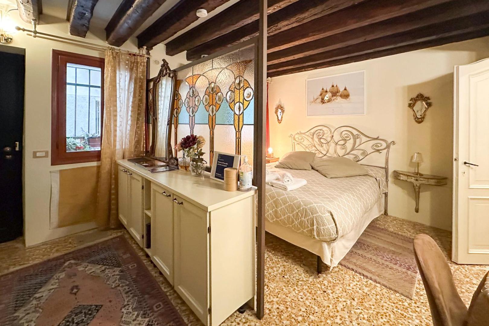 Historical Flat In Cannaregio, *