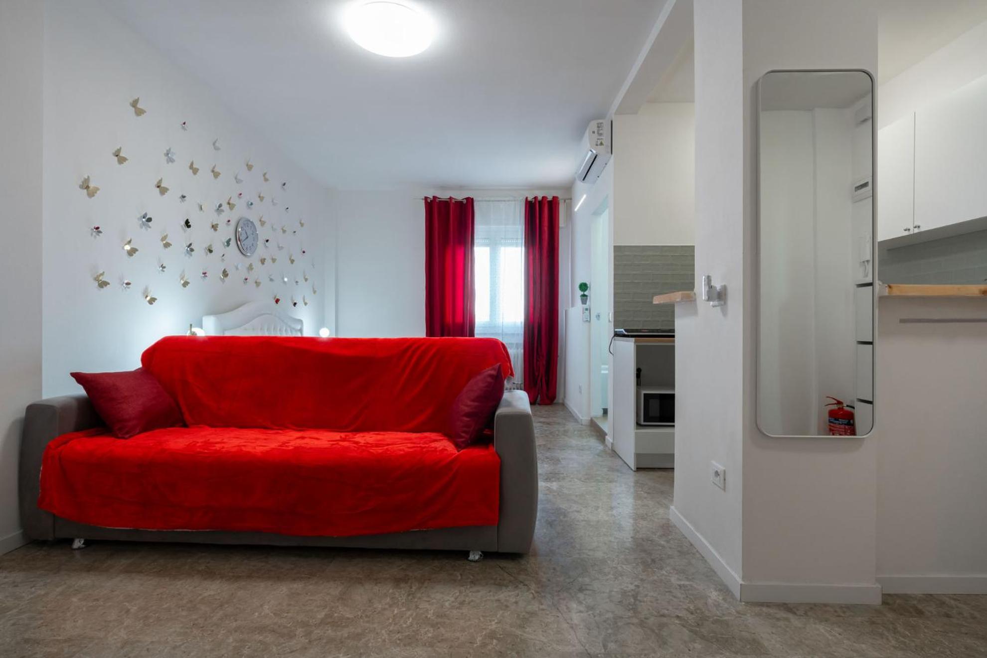 Alexa's - Elegance E Comfort For