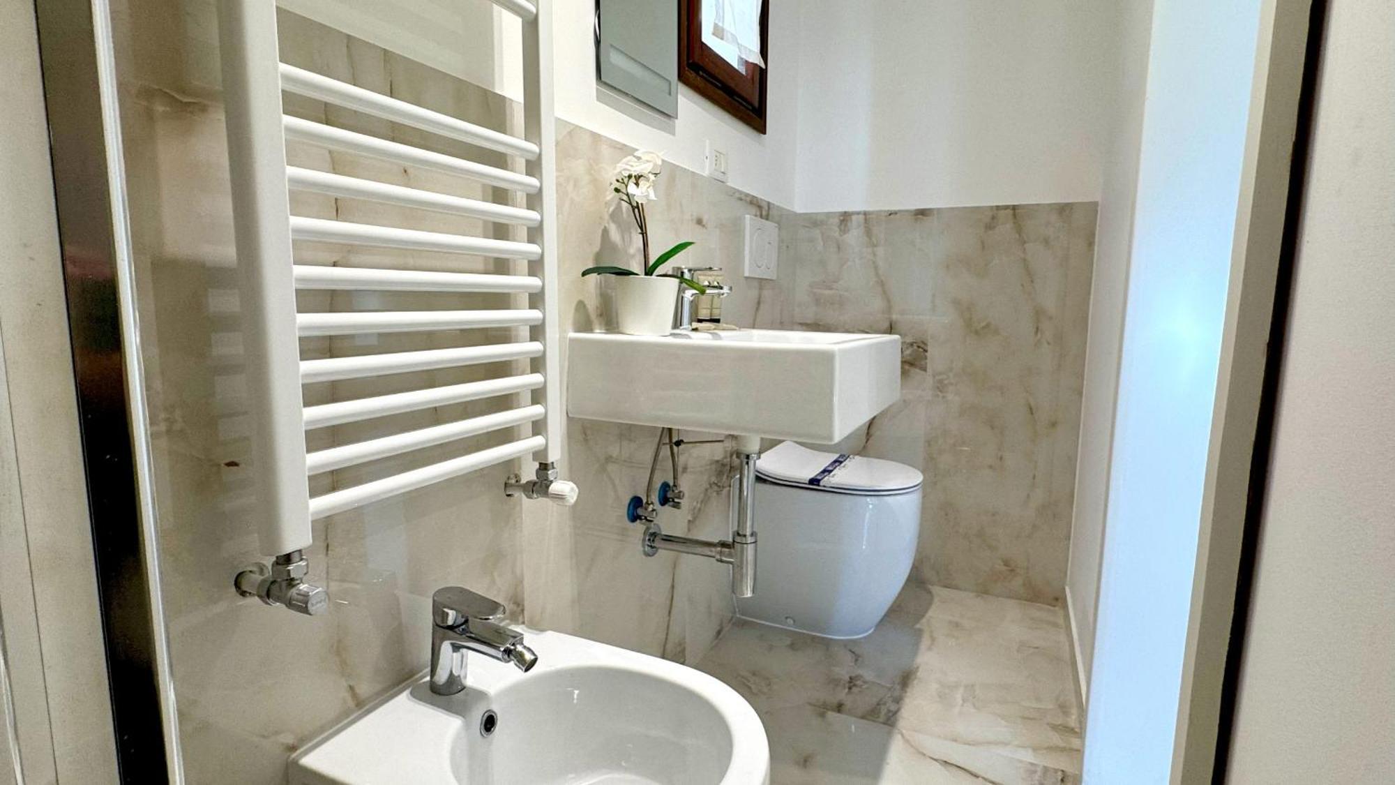 Apartment Surian