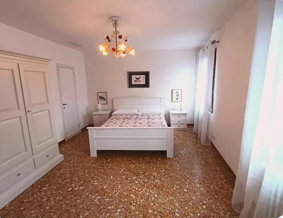 Appartement Spacious With 3 Bedrooms Venise