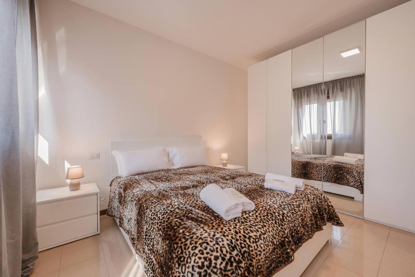 Unico 8 A 700mt Dalla Stazione Appartement *