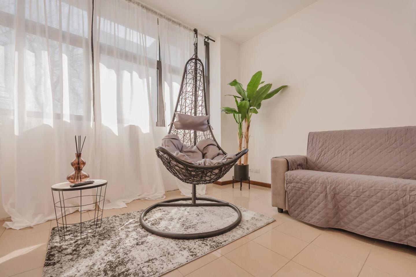 Unico 8 A 700mt Dalla Stazione Appartement