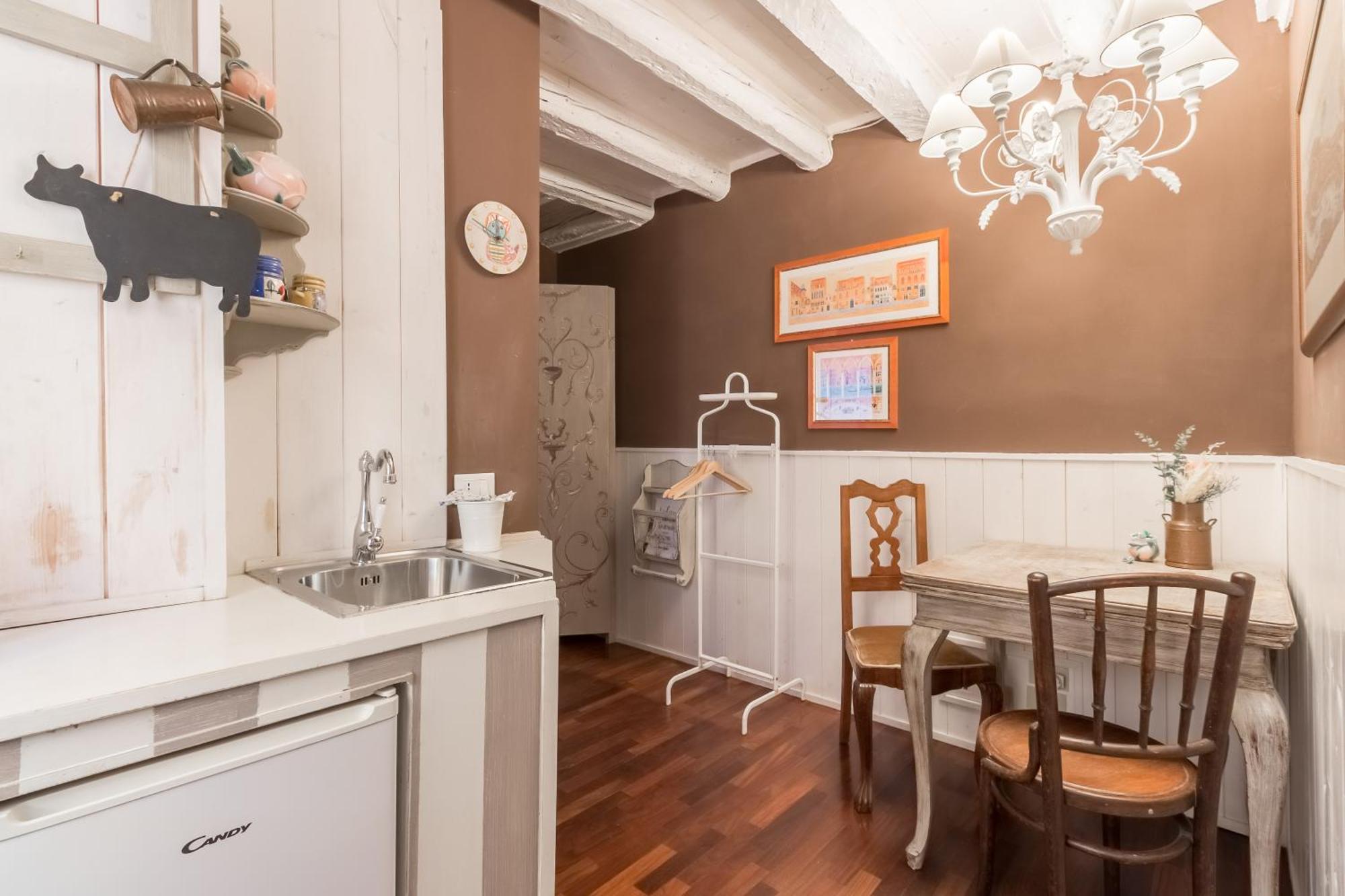 Falier Piccolo 10 Min From Train And Bus Station *