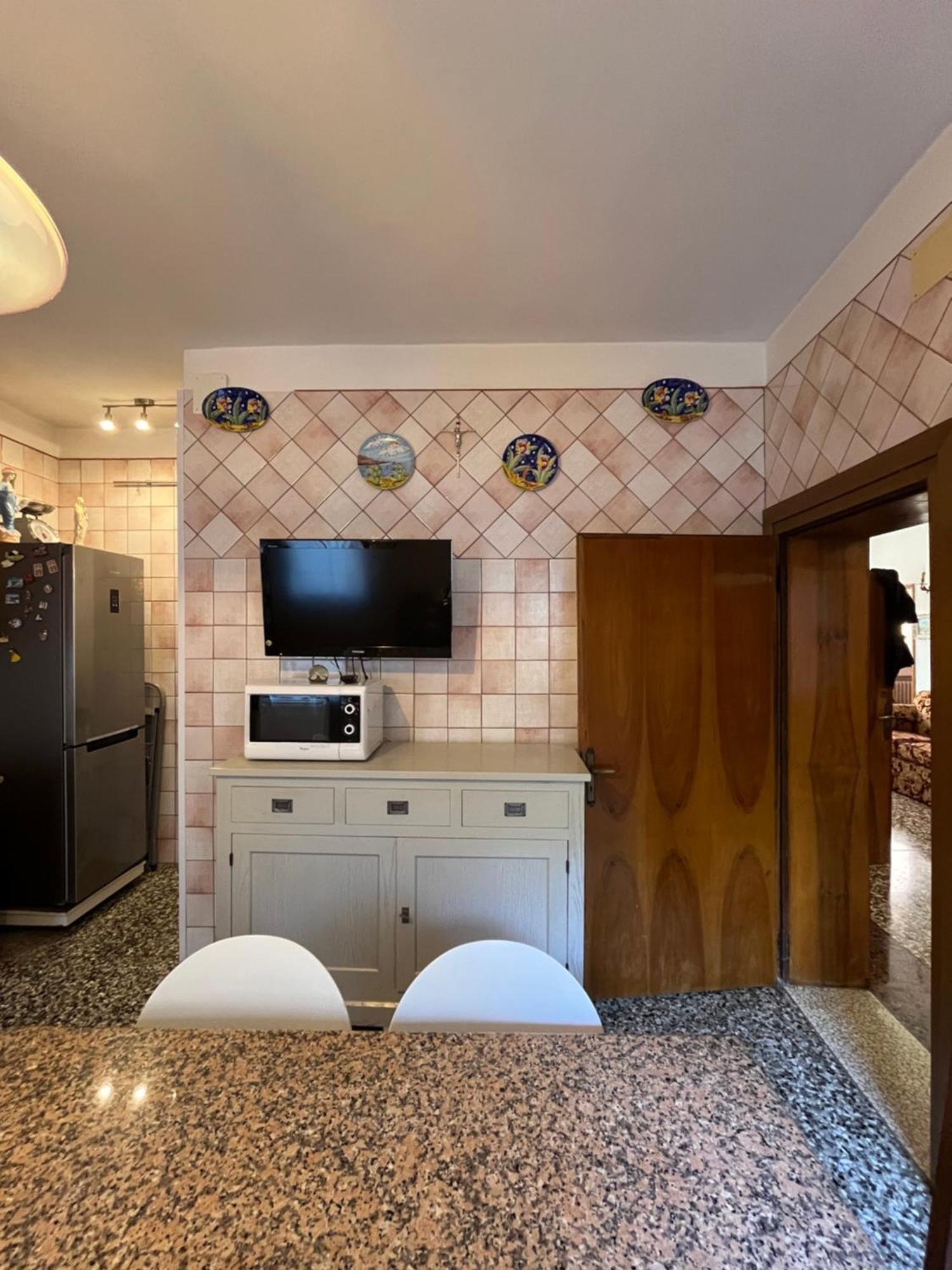 Paradiso Veneziano - 2 Bedrooms Flat With Private Terrace Appartement *